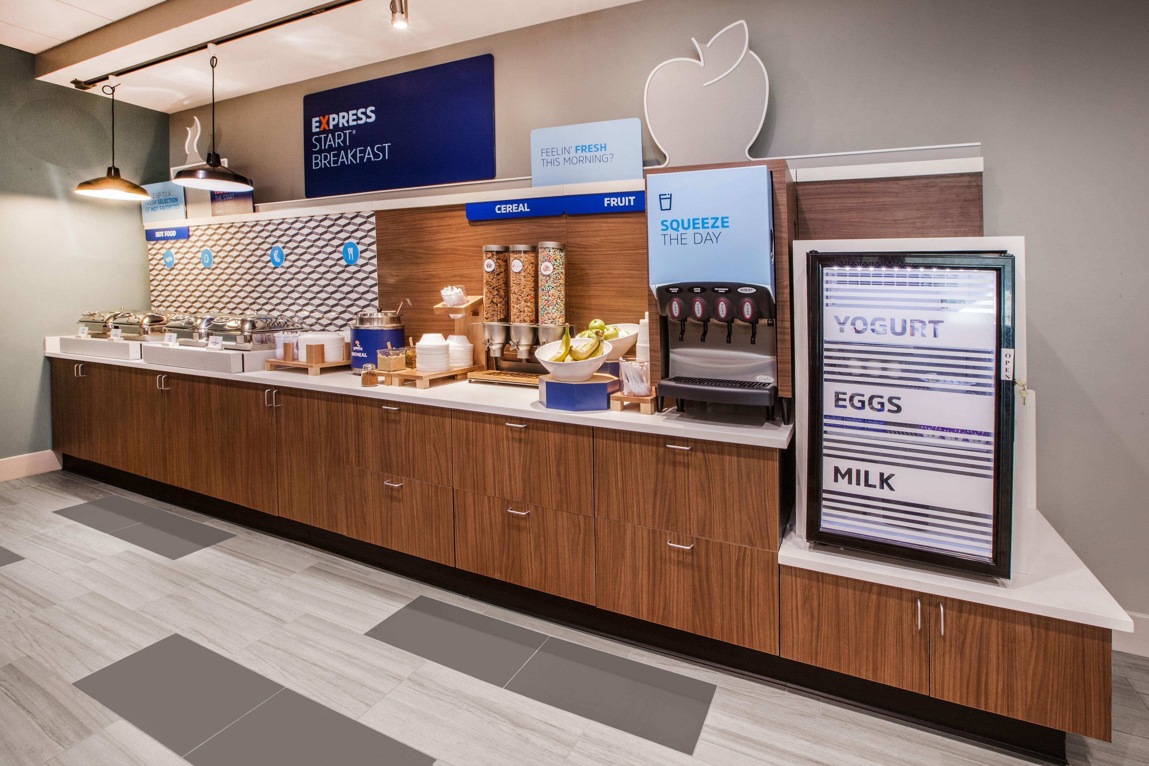 Holiday Inn Express & Suites Cleveland By Ihg Luaran gambar