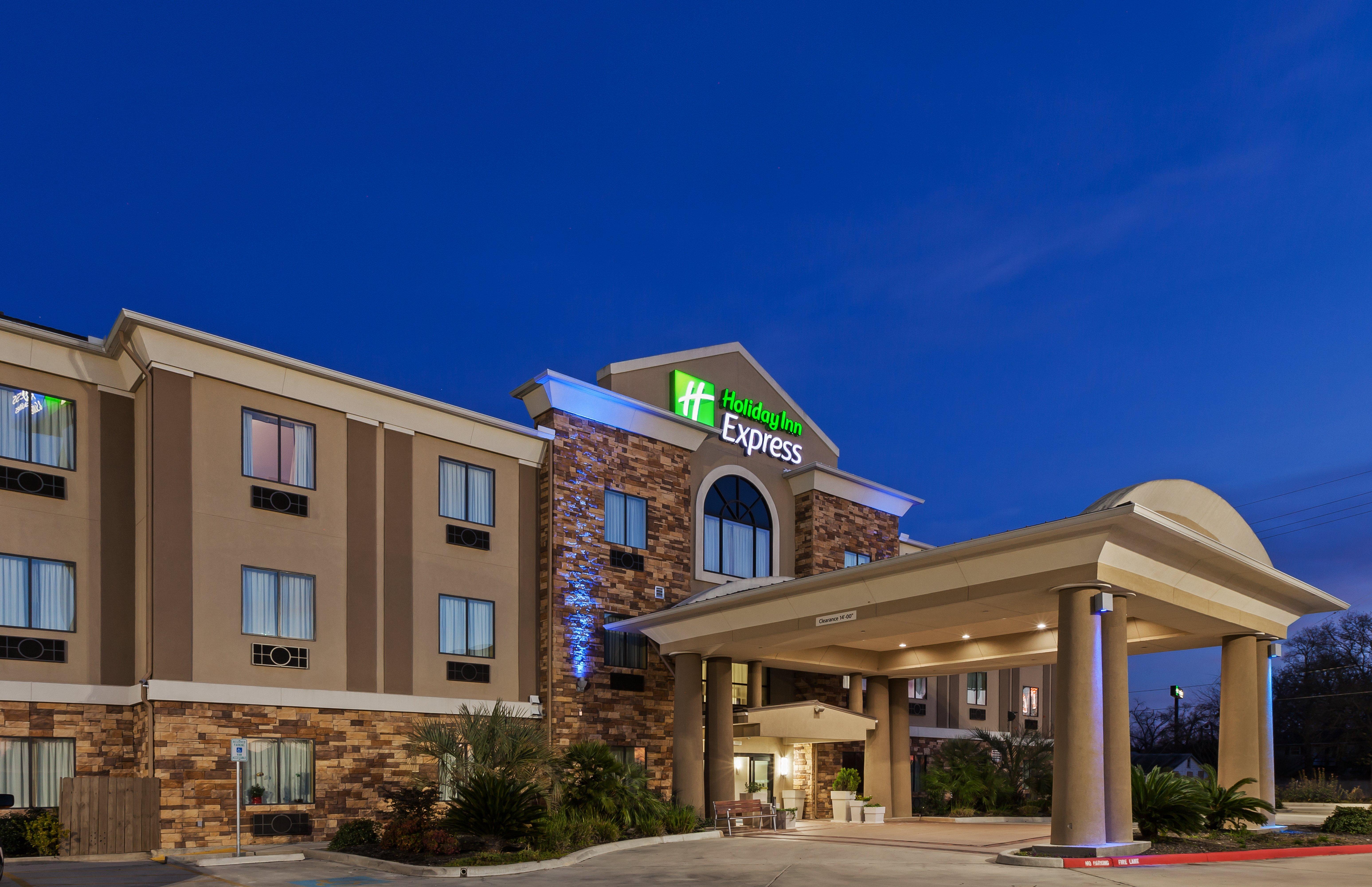 Holiday Inn Express & Suites Cleveland By Ihg Luaran gambar