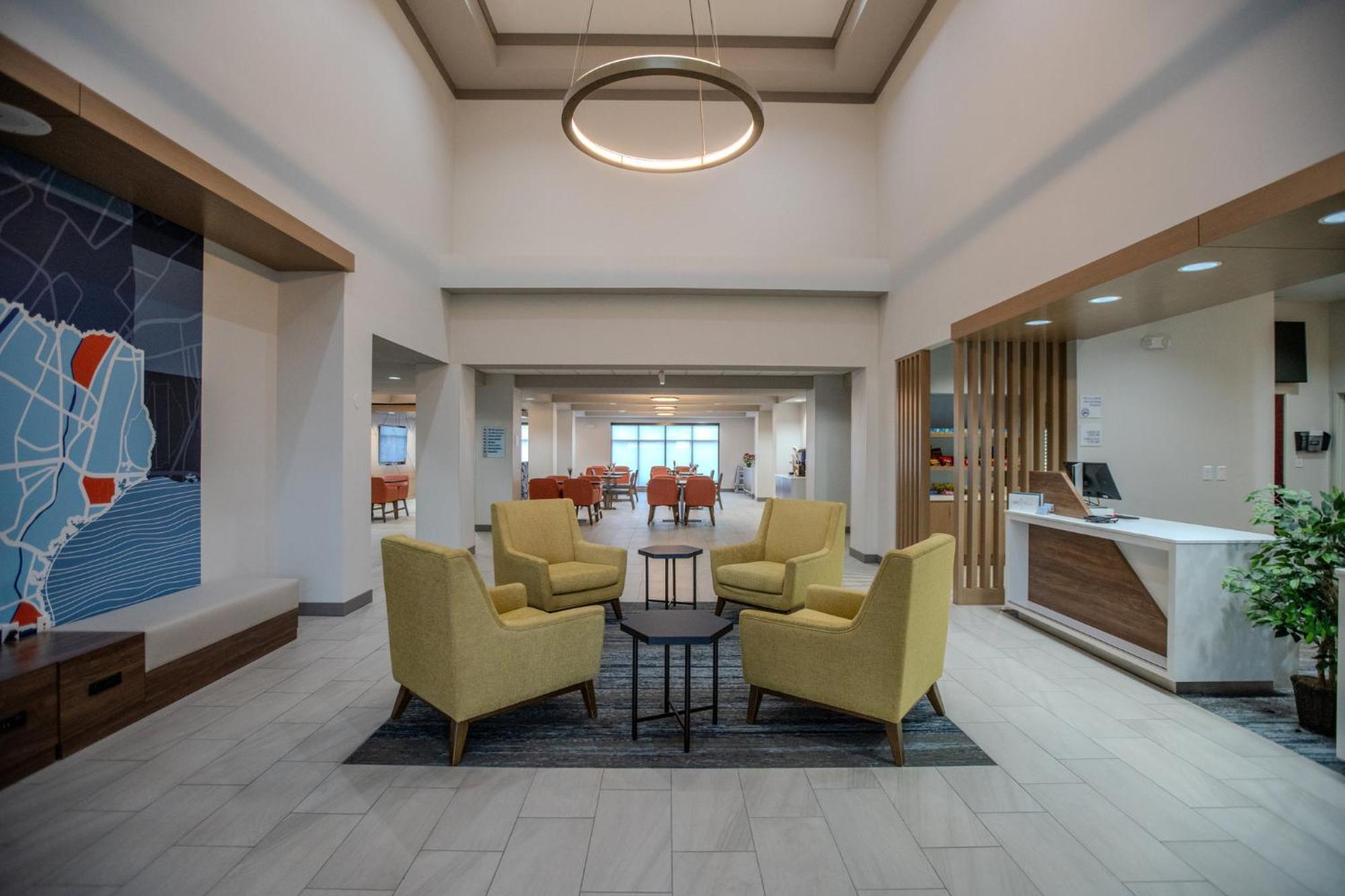 Holiday Inn Express & Suites Cleveland By Ihg Luaran gambar